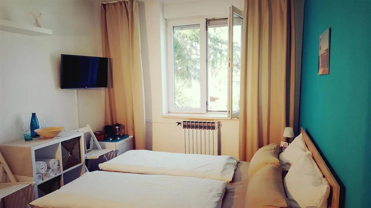 Villa Csipak Rovinj 0*,  Croatia